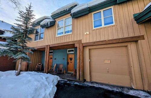 Keystone House | Rustic & Warm Townhome with a Private Hot Tub