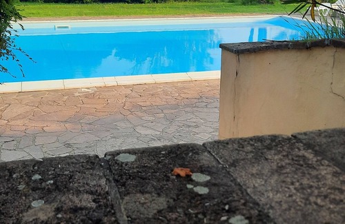 Fauglia House | Rustico 230 mq in stile toscano immerso nel verde della campagna, ampia piscina.