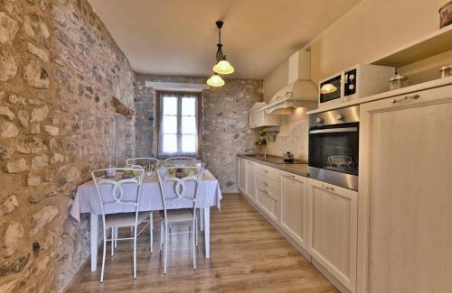 Oldesio Apartment | Rustico Melograno, Il Grano - Theater Home