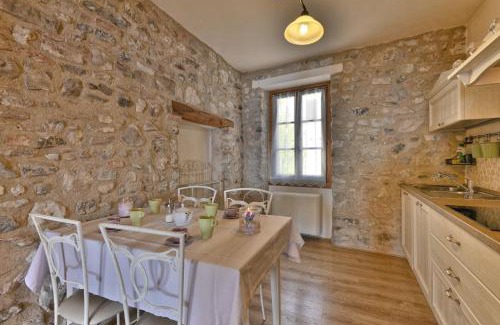 Oldesio Apartment | Rustico Melograno, Il Grano - Theater Home