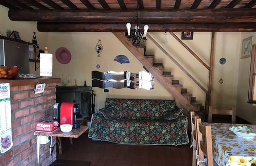 Nozanno House | Rustico with pool and outbuilding in the hills of Lucca