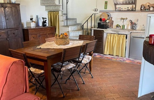San Rocco in Turrite House | Rustico with Jacuzzi