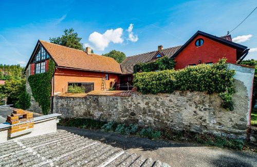 Nalzovice Apartment | Rusty's Cottage