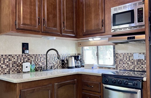 Salt Springs House | RV Camper Salt Springs