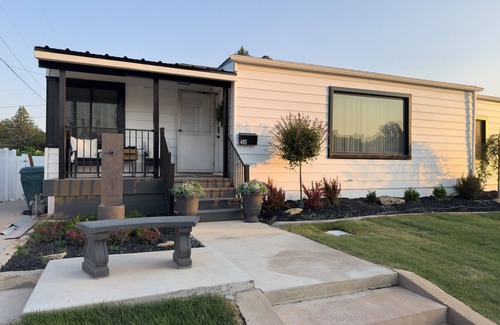 Vernal House | RV full hook up RV full hook up