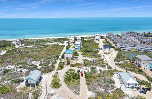 Port St. Joe RV Rental | RV Lot, Close To Beach, Full Srv ~ Salty Turtle