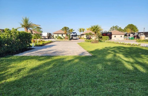 Biggar RV Rental | RV Lot for Rent in Luxury Motorcoach Resort - Lot 3