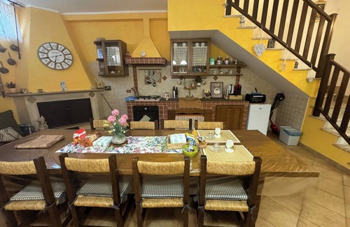 Marco Simone Apartment | Ryder Cup, Jubilee 2025, Tivoli thermal baths and Villa Adriana. Metro B a few kilometers away.