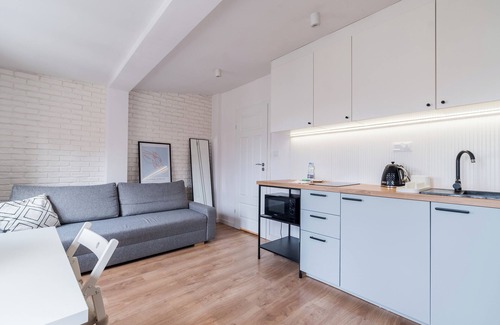 Jezyce Apartment | Rynek Jeżycki Serene Studio