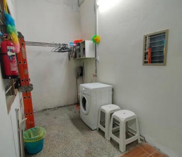 Sungai Siput House | RZ HOMESTAY With WiFi
