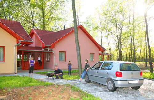 Nyirbator Apartment | Sárkány Apartman, Sárkány Wellness és Gyógyfürdő