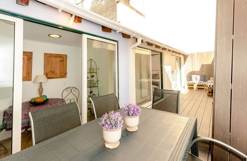 Alfama Apartment | São Vicente Apartment - Alfama de Lisboa - Private patio - Free Wifi