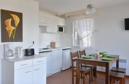 Montreal Condo | Séjour relaxant | Terrasse et piscine extérieure