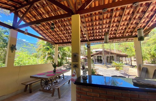 Bananal House | Sítio Igrejinha Casa de Campo com Cachoeira Privativa na Serra da Bocaina-sp