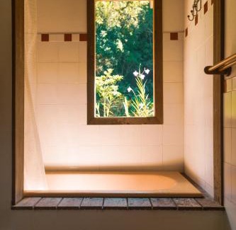 Lumiar House | Sítio Sanandu - Conforto no Paraíso Ecológico de Macaé de Cima