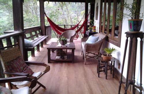 Lumiar House | Sítio Sanandu - Conforto no Paraíso Ecológico de Macaé de Cima