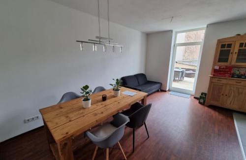 Alt-Muhlburg House | Süße Marie