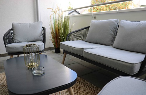 Gmunden Apartment | S.a.f.r.a.n | trendy 2 BR AP with balcony
