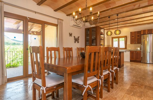 Felanitx Villa | S'ALBARCOQUER - Stunning villa with private swimming pool and free WiFi