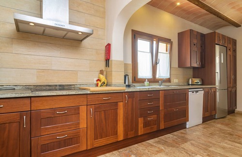 Felanitx Villa | S'ALBARCOQUER - Stunning villa with private swimming pool and free WiFi