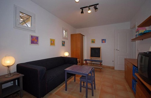 Urbanizacion S'Estanyol House | s'Estanyol Villa Sleeps 7 Pool Air Con WiFi