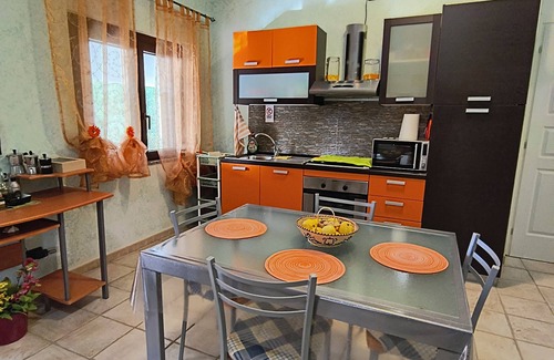 Iglesias House | S'ollastu Q4121 Cozy apartment in the green
