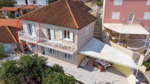 Cove Tri Zala (Zrnovo) Apartment | S1 - studio just 50m from the beach with sea view