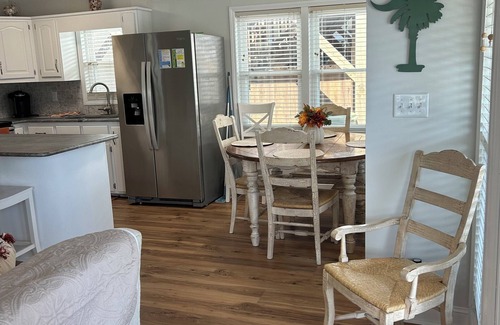 Myrtle Beach House | S12 W. Sandlapper .Ocean Lakes. RELAXING POND VIEW, 10 steps from FISHING.