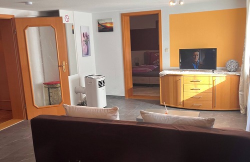 Bayreuth Apartment | S4 Center Whg Bayreuth top location to the red main center, balcony, climate