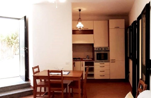 La Caletta Apartment | Sa Calitta apartment, central area with large veranda 300 mt from the beach