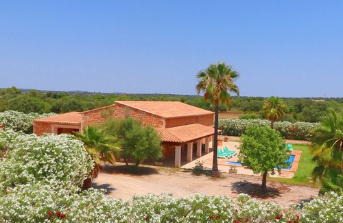 Campos Villa | Sa Vinya, Wi-fi free, Private Pool, Garden, 15 Minutes From the beach Es Trenc