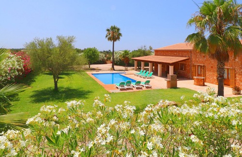 Campos Villa | Sa Vinya, Wi-fi free, Private Pool, Garden, 15 Minutes From the beach Es Trenc