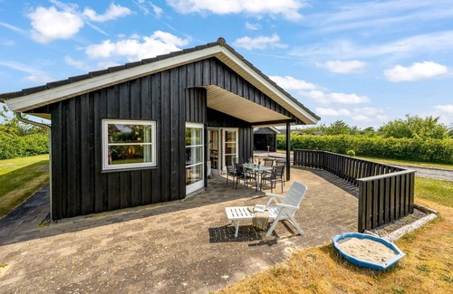 Skaven Strand House | "Saara" - 700m to the inlet by Interhome