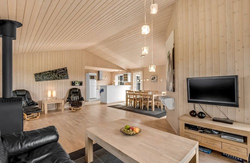 Skaven Strand House | "Saara" - 700m to the inlet by Interhome