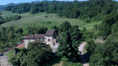 Tizzano Val Parma Bed & Breakfast | SacreTerre B&B e Agriturismo