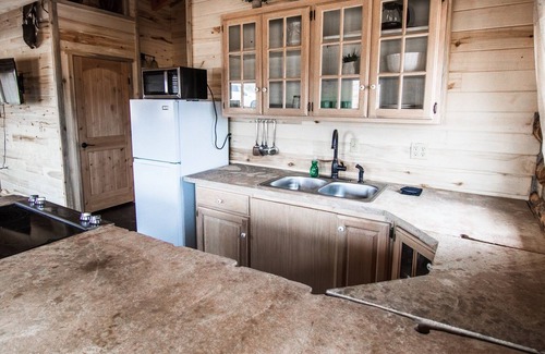 Blanding Cabin | Saddle Brook Cabin near Blanding Utah