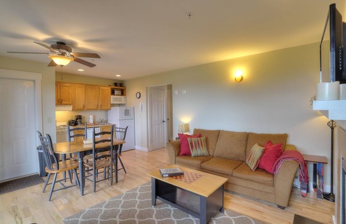Rangeley Condo | Saddleback - South Branch Condo 9-1 - ground floor unit
