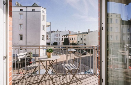 St Lorenz Condo | Sadebo balcony - 1,2km City center - kitchen