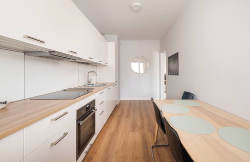 Zoliborz Apartment | Sady Żoliborskie Generous Apartment