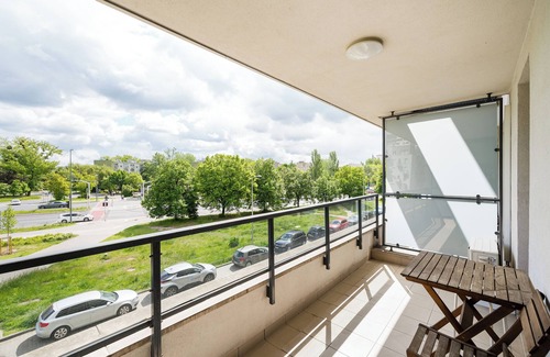 Mokotow Apartment | Sadyba Urban Quiet Studio
