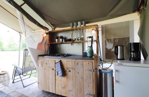 Twijzel Other | Safari Tent in Friesland near Nature, cleaning included