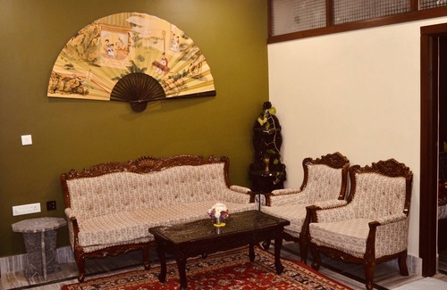 Agra Apartment | Safe # Clean # Strategic Location near to Soami Bagh Temple
