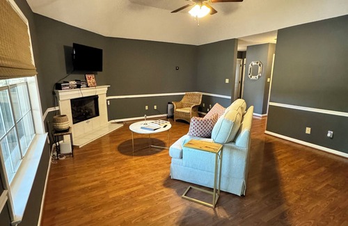 Ellendale House | Safe nice area/Cove in Bartlett, Tn near Memphis.Easy access to I40.NoParties