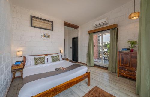 Parshwapuram Villa | SaffronStays Red Letter Day