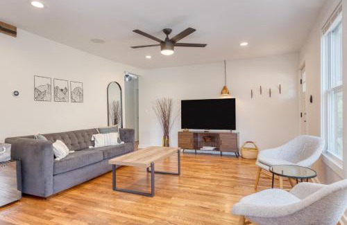 Asheville House | Sage Lodge by AvantStay 15 Min to Downtown Deck