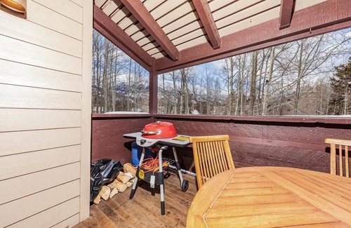 Moose Wilson Road Condo | Sagebrush 1324: The Aspens- Enjoyable Condo with Updates Throughout
