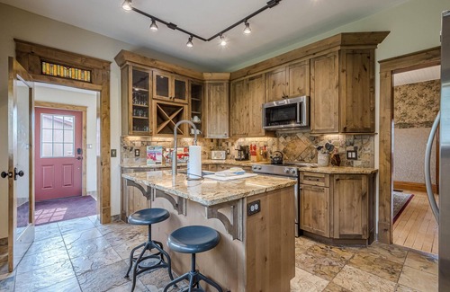 Fruita House | Sagebrush II: Free Bikes & Walk to Downtown!