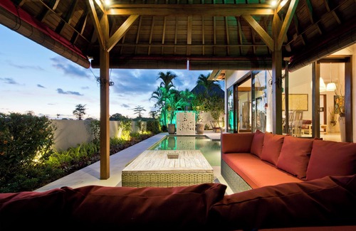 Tegal Mengkeb Villa | Sahaja 6 Private Villa in Real Bali surrounded by rice fields