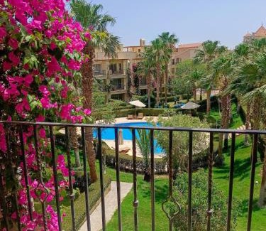 Sahl Hasheeh Apartment | Sahl hasheesh veranda resort cozy beach studio pool view