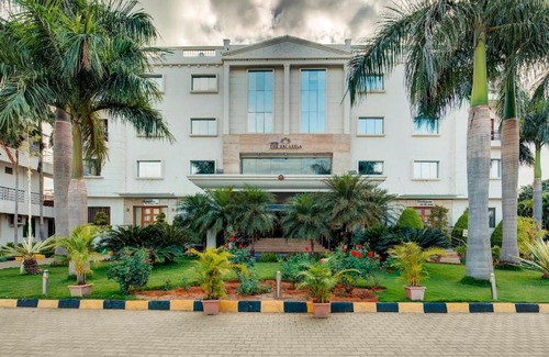 Narasapura Hotel | Sai Leela by Urban Getaway